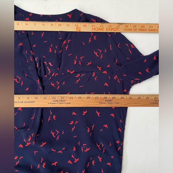 MNG Basics Long Sleeve Red Bird Print Blouse Women’s size L - Picture 6 of 13